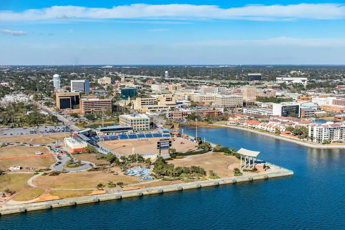 North Highlands Nest- Unit D Apartment Pensacola
