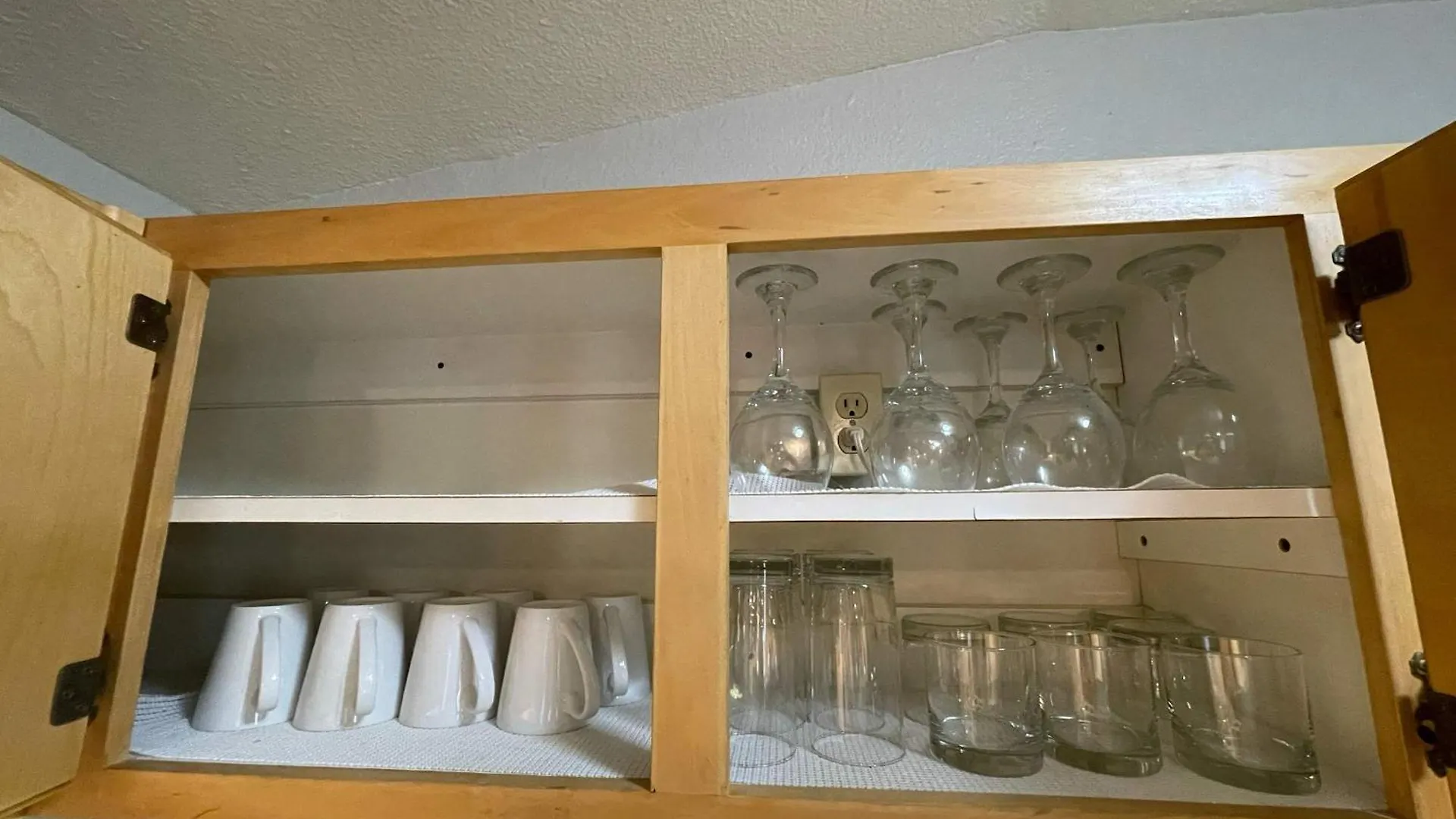 North Highlands Nest- Unit D Apartment Pensacola