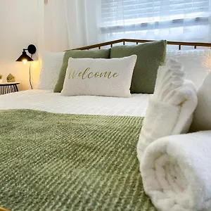 https://4-bedrooms-chic-house-in-central-south-tampa.hotelstampa.org