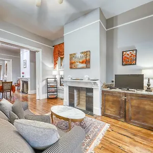 https://savannah-sunny.top-hotels-in-savannah.com
